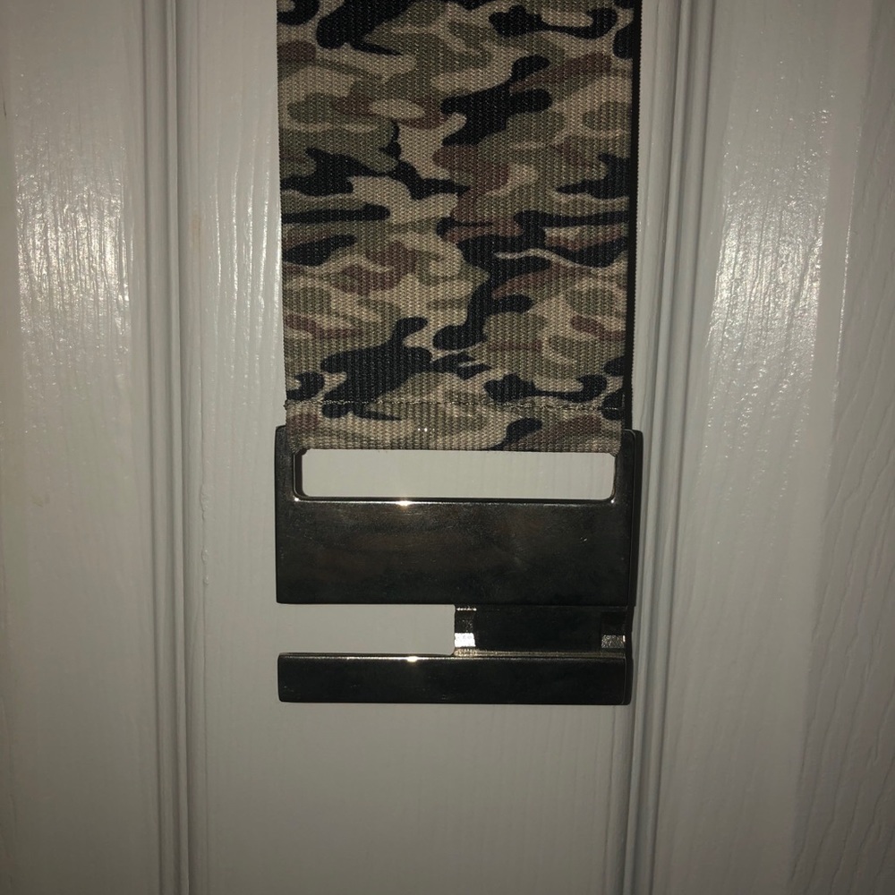 Camouflage Stretch Belt with Silver Buckle
